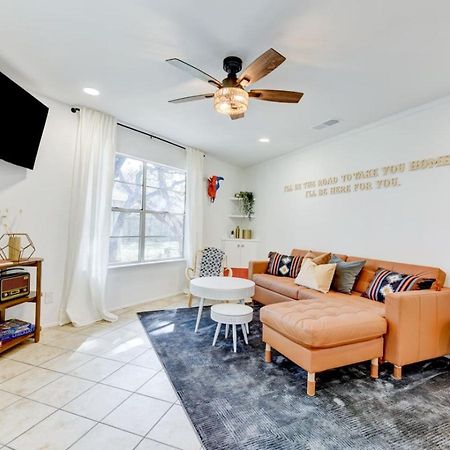 Downtown - Shiner Bungalow At Beer Ranch Project ウィンバリー エクステリア 写真